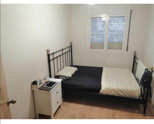 Bedroom of Flat to share in El Prat de Llobregat  with Air Conditioner