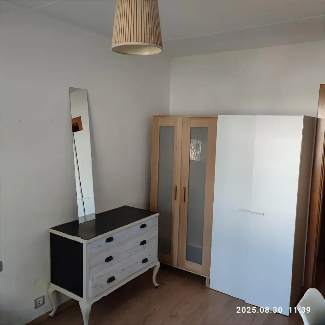 Room in Carrer del Riu Anoia, 23, Sant Cosme -La Granja Room in Carrer del Riu Anoia, 23, Sant Cosme -La Granja