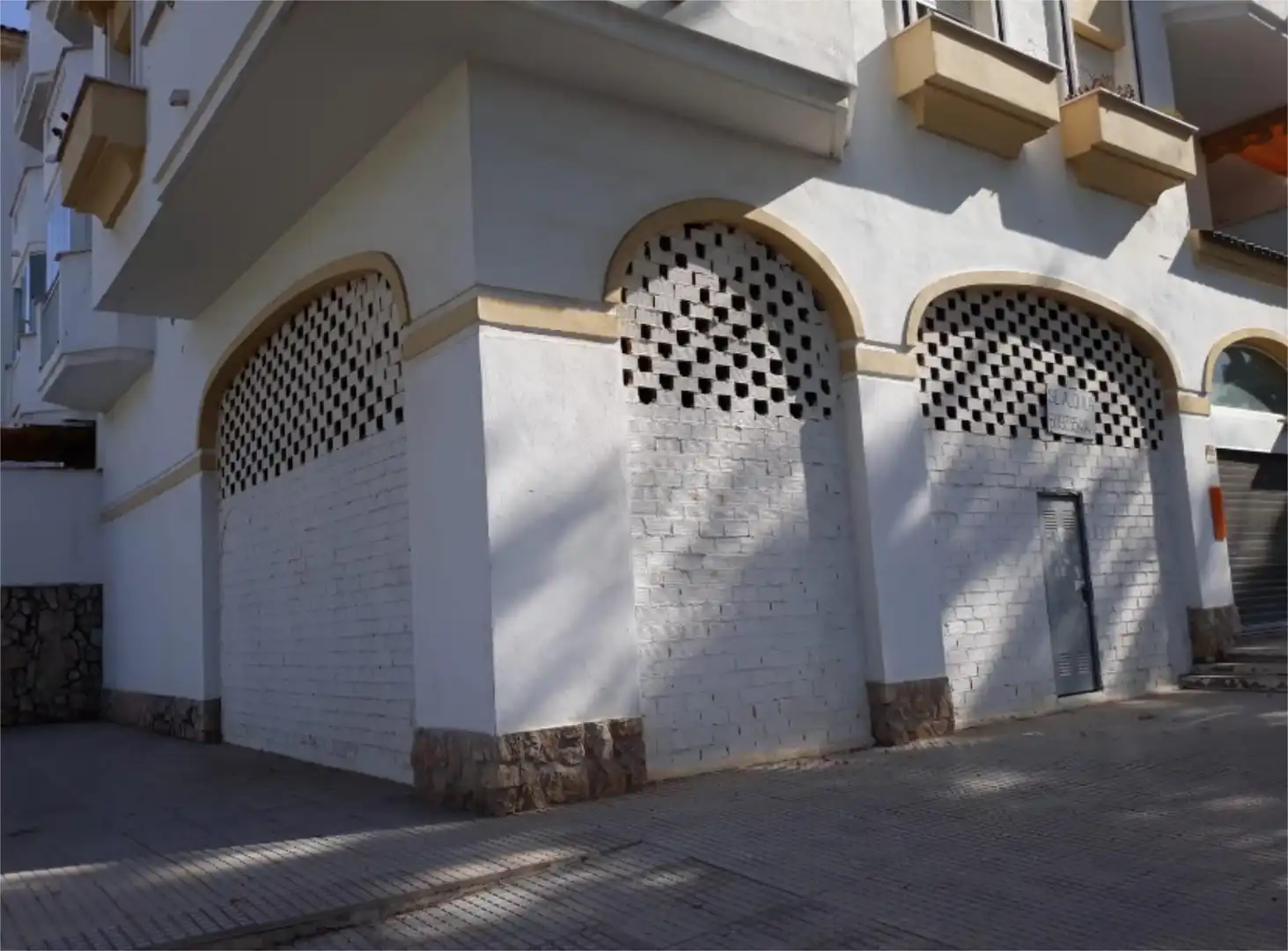 Local en venta en Calle Mercedes Formica, 7, Cortijo de Maza - Finca Monsalvez - El Olivar Vista exterior de Local en venta en Málaga