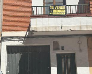 Exterior view of Single-family semi-detached for sale in Alzira  with Terrace and Balcony