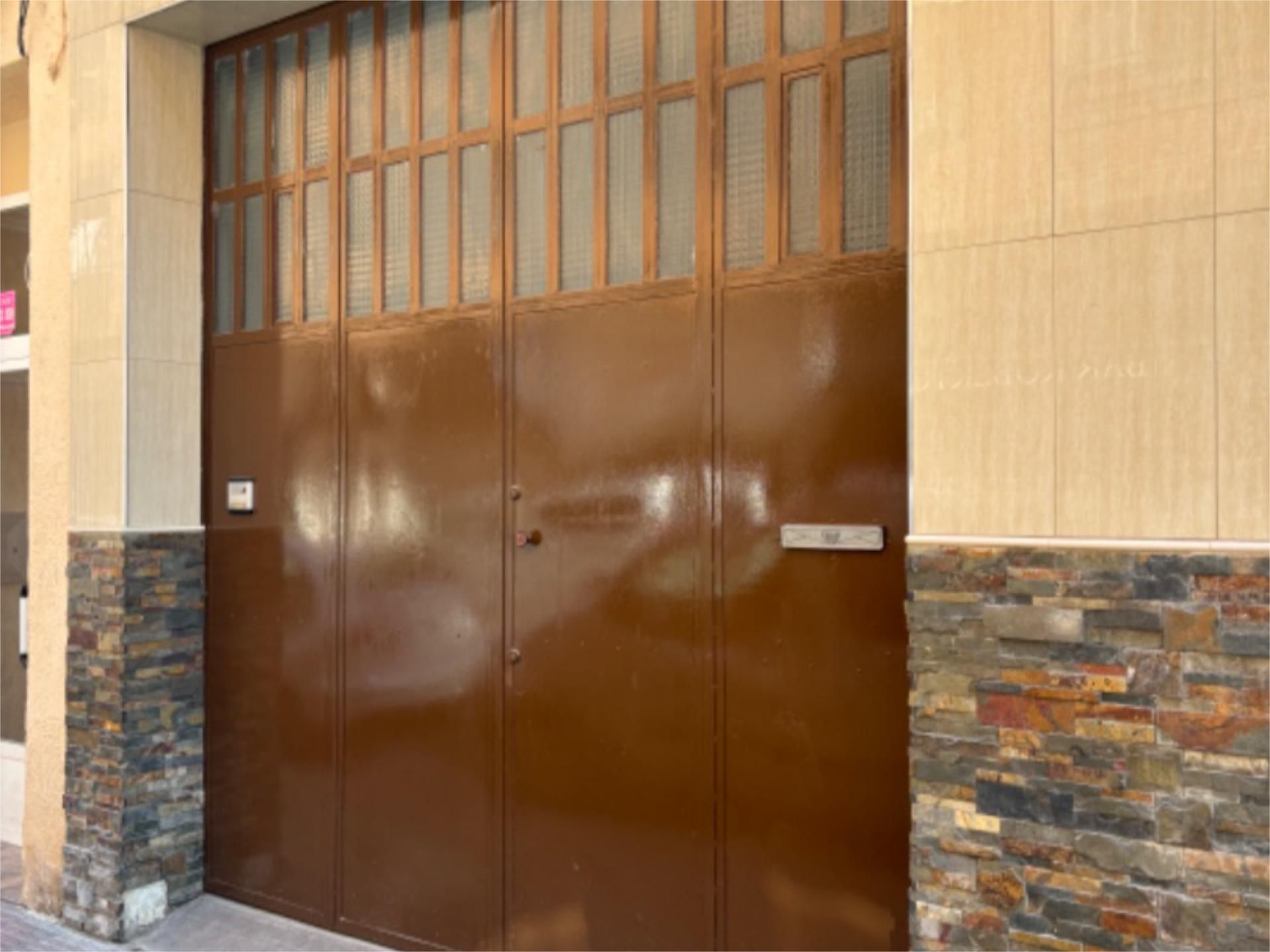 Premises for sale in  Logroño