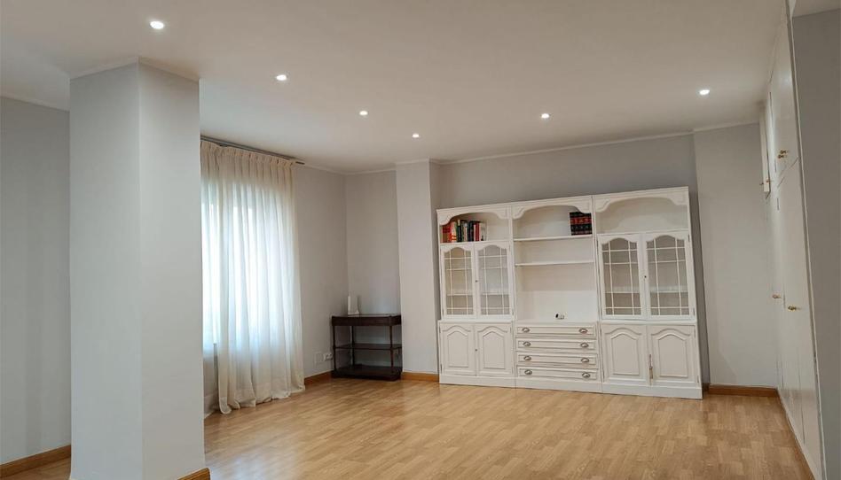 Foto 1 de Oficina de alquiler en Avenida España, 1, Centro, León