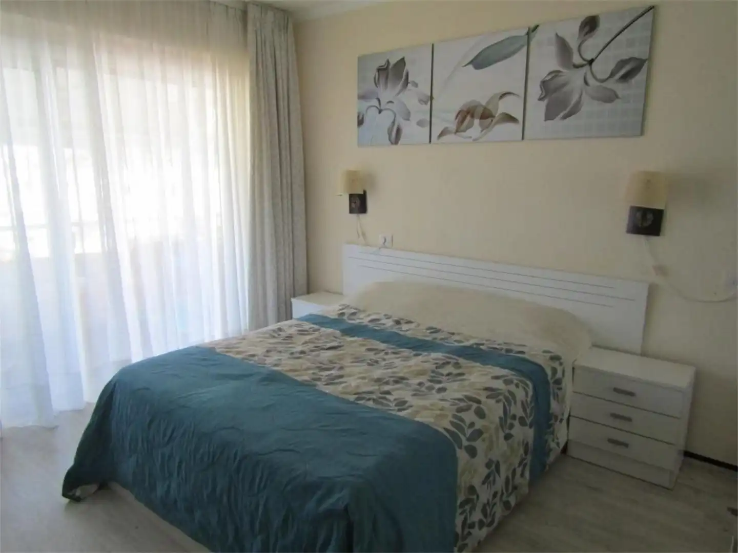 Flat for sale in Flor de Pascua, Acantilados de Los Gigantes Bedroom of Flat for sale in Santiago del Teide with Air Conditioner, Parquet flooring and Terrace
