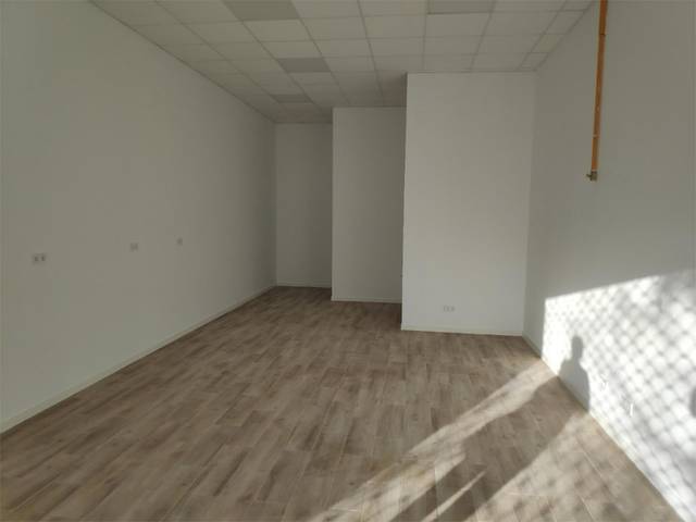 Local comercial en Venta en Calle Marqués de Santillana, 28 en Colegios