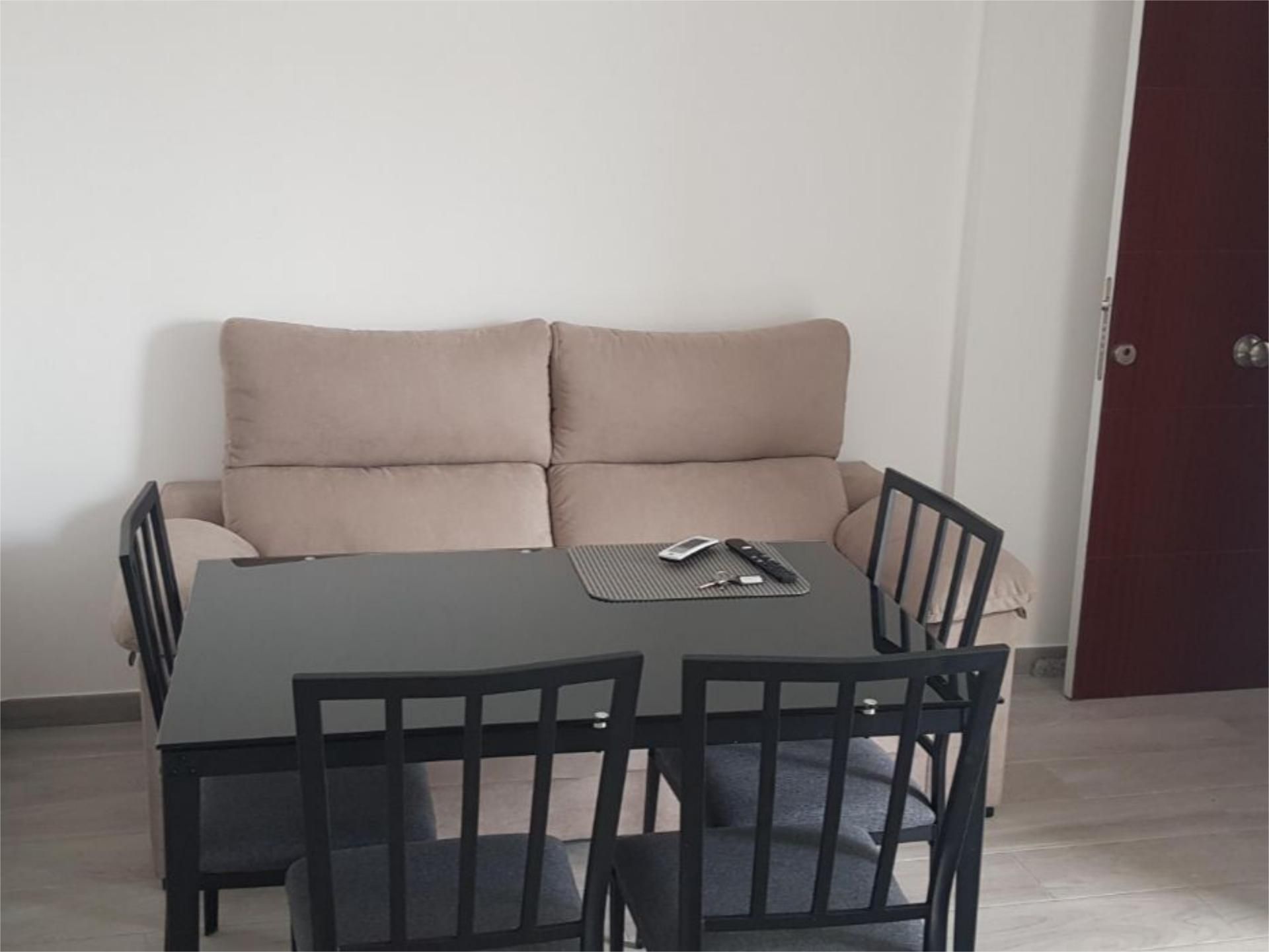 Living room of Flat to share in  Sevilla Capital  with Air Conditioner and Furnished