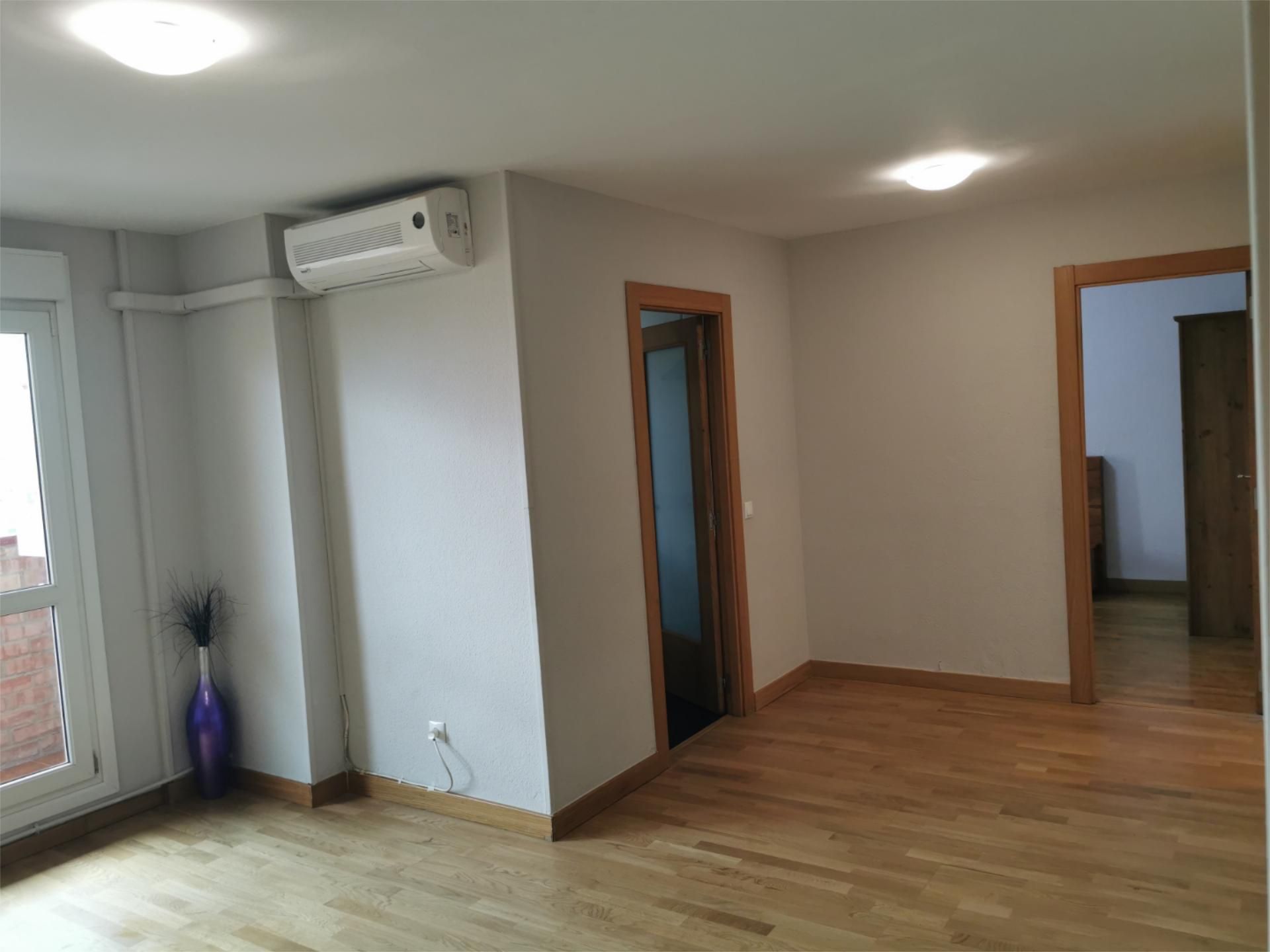 Dormitori de Pis en venda en Tudela amb Aire condicionat, Terrassa i Balcó