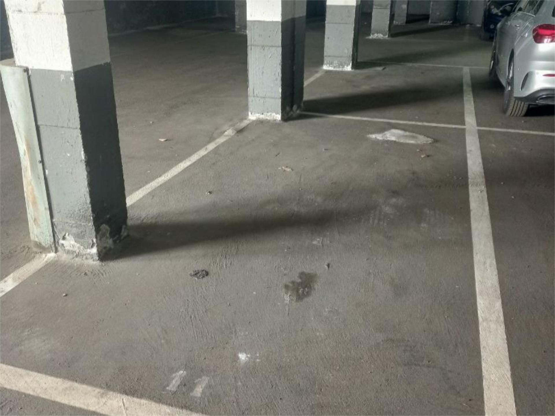 Parking of Garage for sale in  Madrid Capital