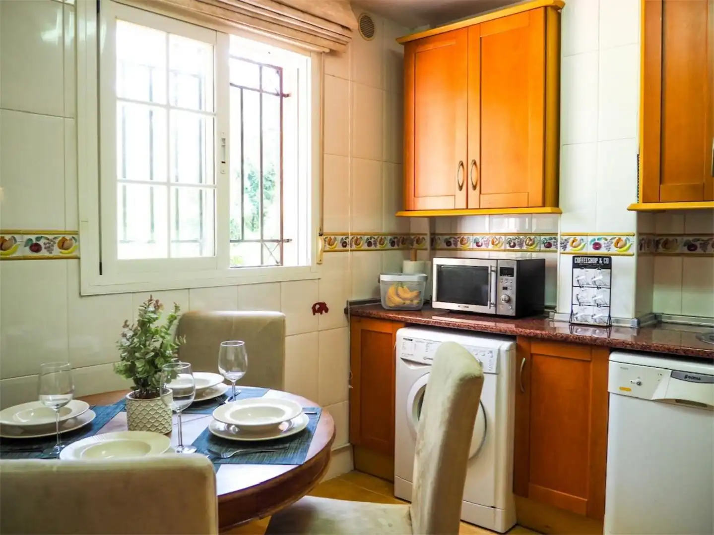 Flat for sale in Avenida del Prado, 69, Las Brisas Kitchen of Flat for sale in Marbella with Air Conditioner, Heating and Private garden