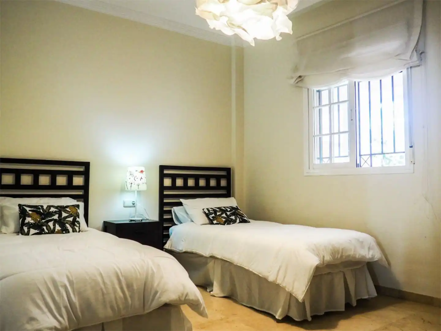Flat for sale in Avenida del Prado, 69, Las Brisas Bedroom of Flat for sale in Marbella with Air Conditioner, Heating and Private garden