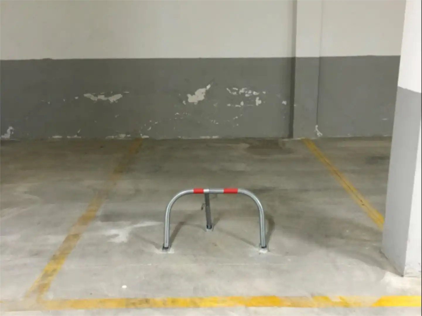 Garaje de alquiler en Avinguda del Camí Nou, 107, San Ramón - Monte de Piedad Parking de Garaje de alquiler en Xirivella