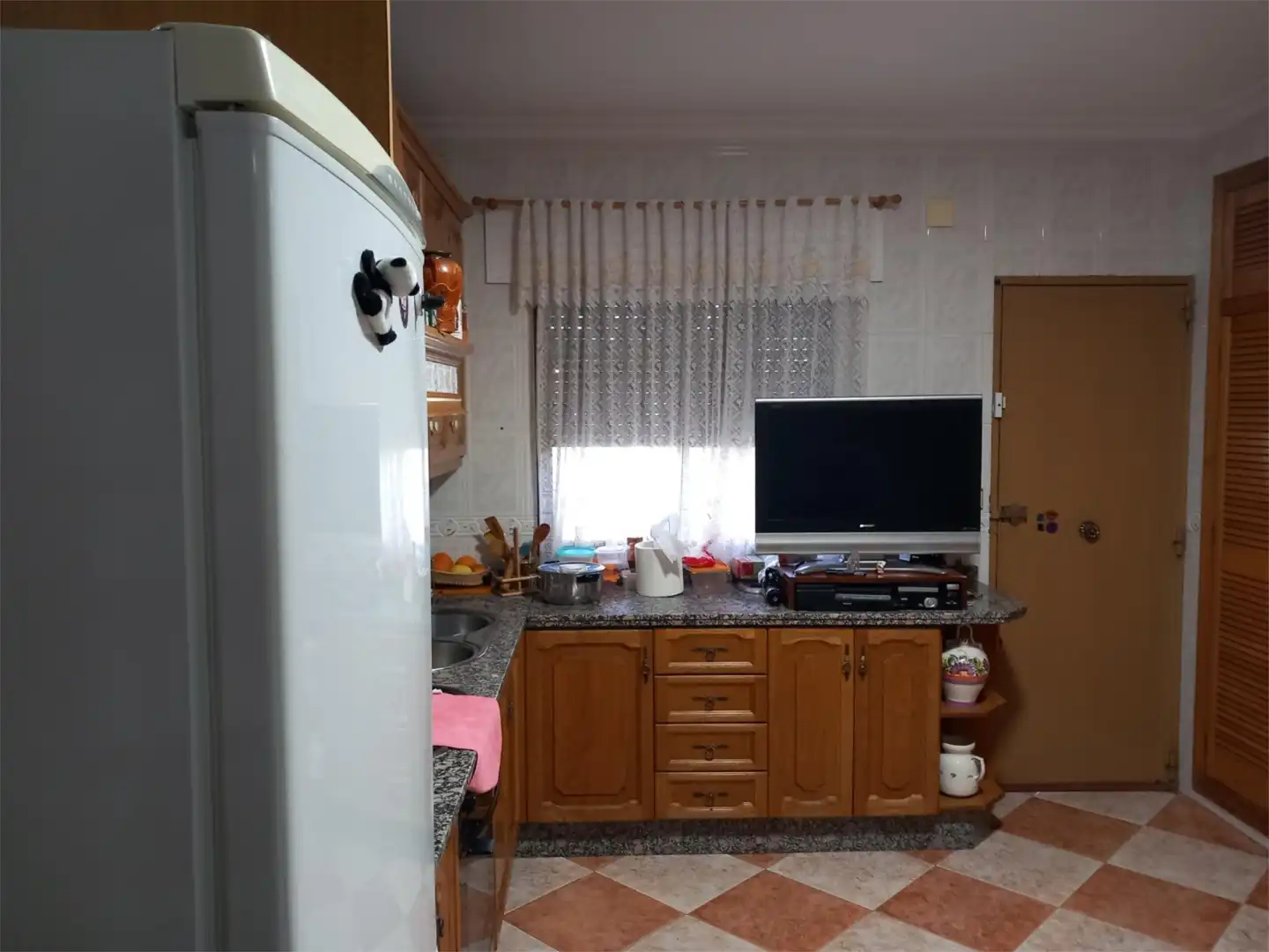 Houses for sale in Calle Escritor Gonzalo de Saavedra, 2, El Higuerón Kitchen of Houses for sale in Córdoba