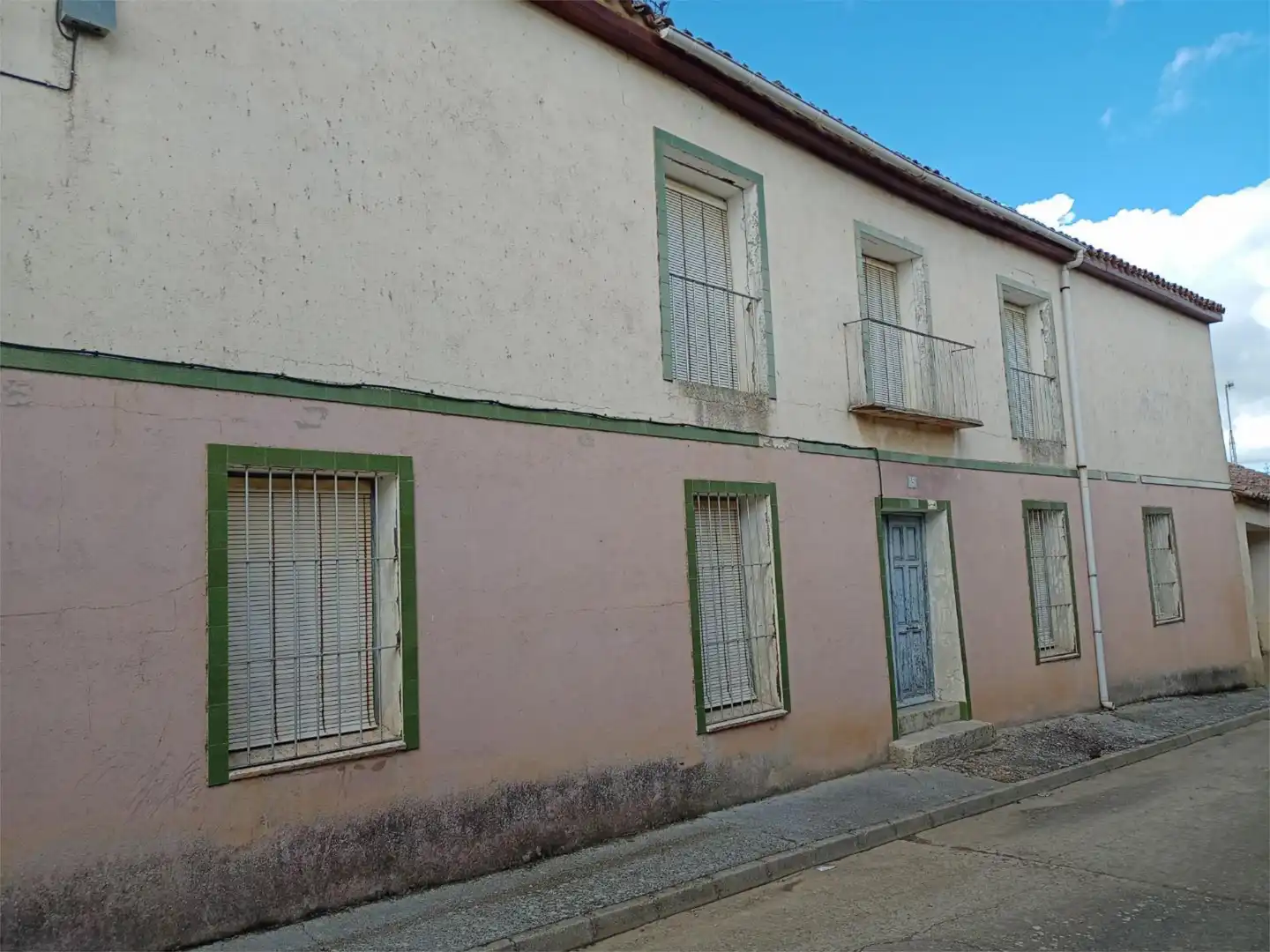 Casa o chalet en venta en Calle Paraíso, 15, Tordehumos Vista exterior de Casa o chalet en venta en Tordehumos con Balcón