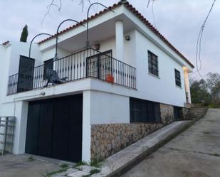 Exterior view of House or chalet for sale in Badajoz Capital  with Private garden, Terrace and Storage room