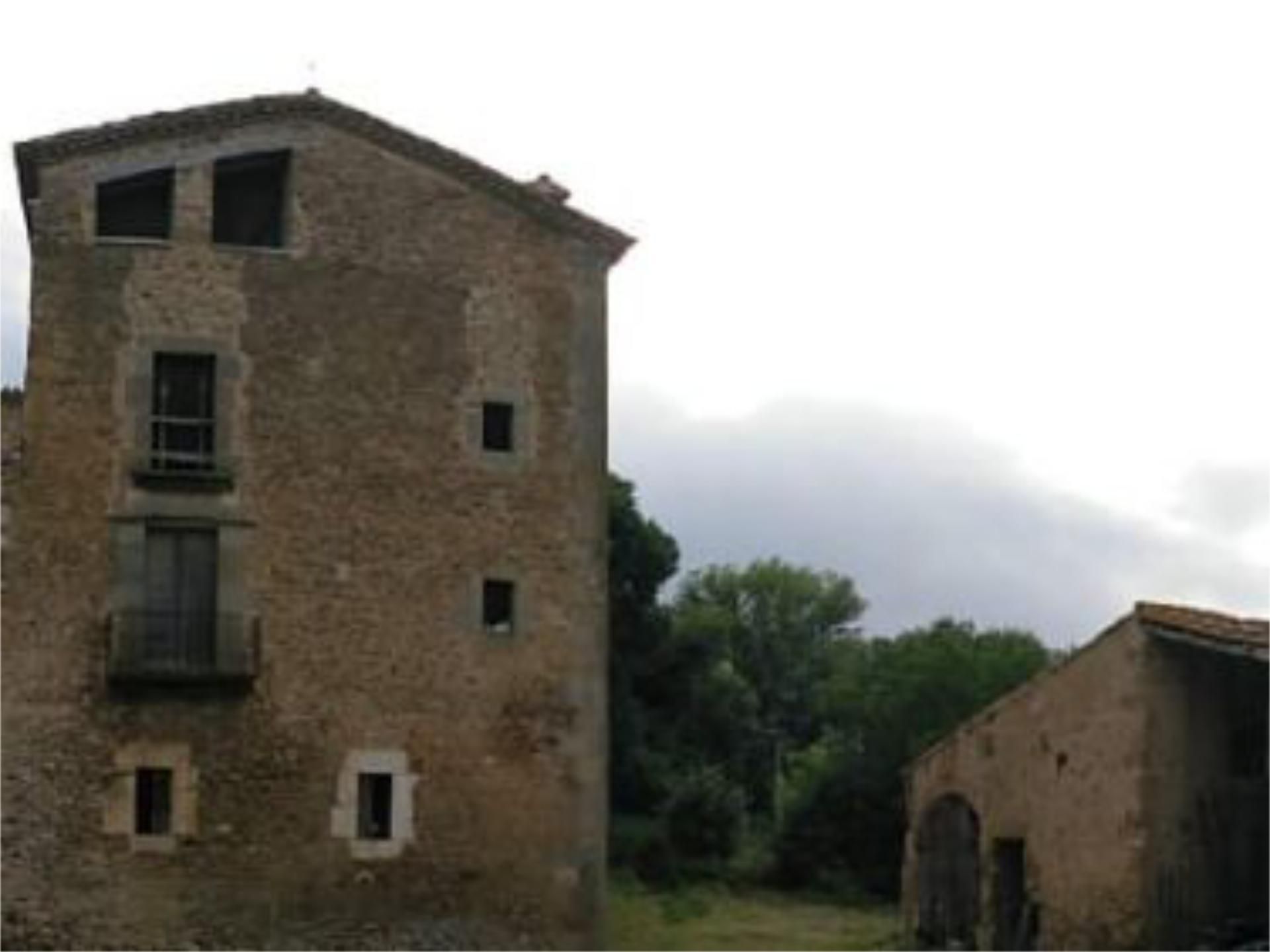 Vista exterior de Finca rústica en venda en Cornellà del Terri