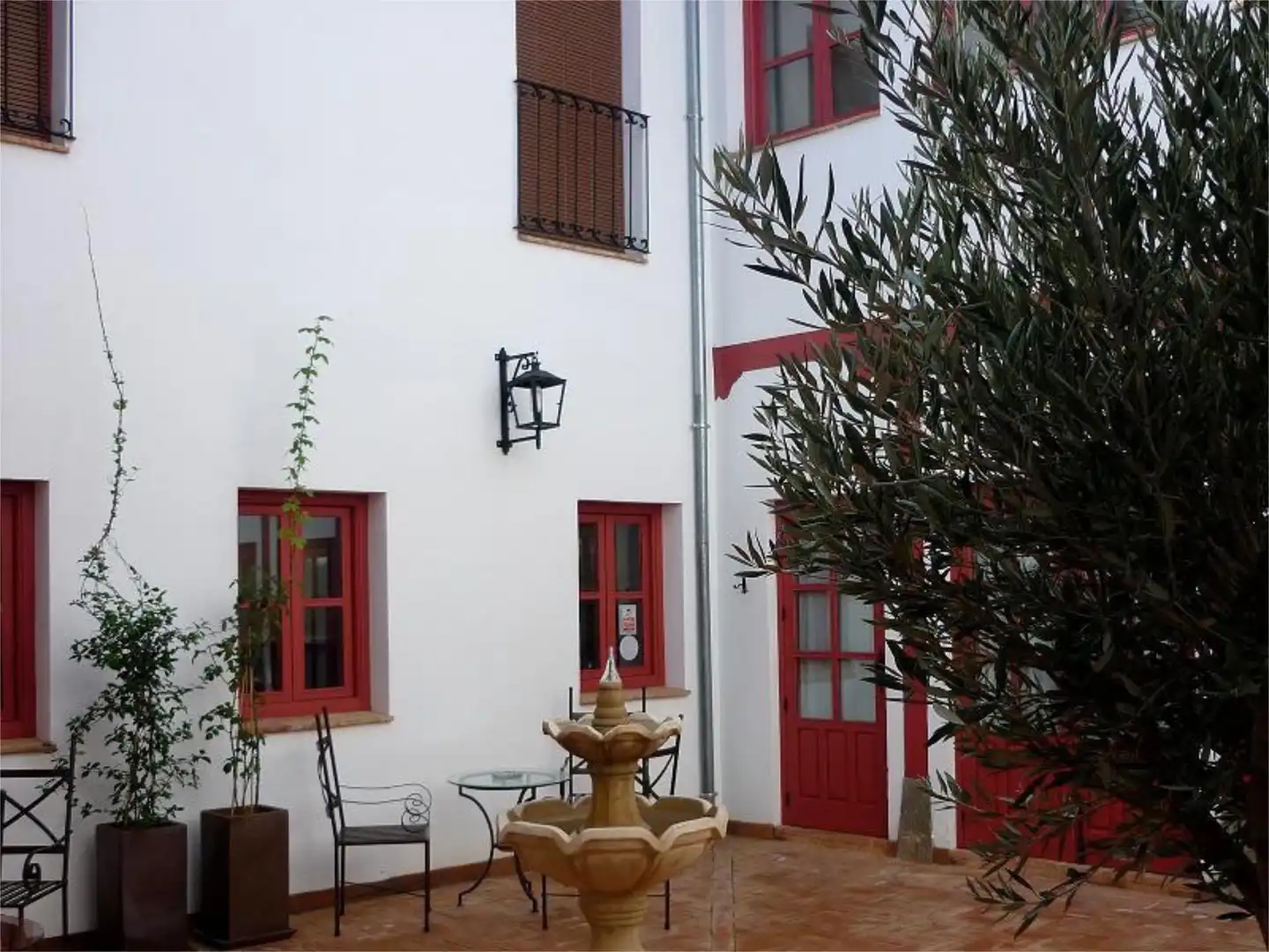 Casa adosada en venta en Calle Dominicas, 17, Almagro Vista exterior de Casa adosada en venta en Almagro con Aire acondicionado, Calefacción y Terraza