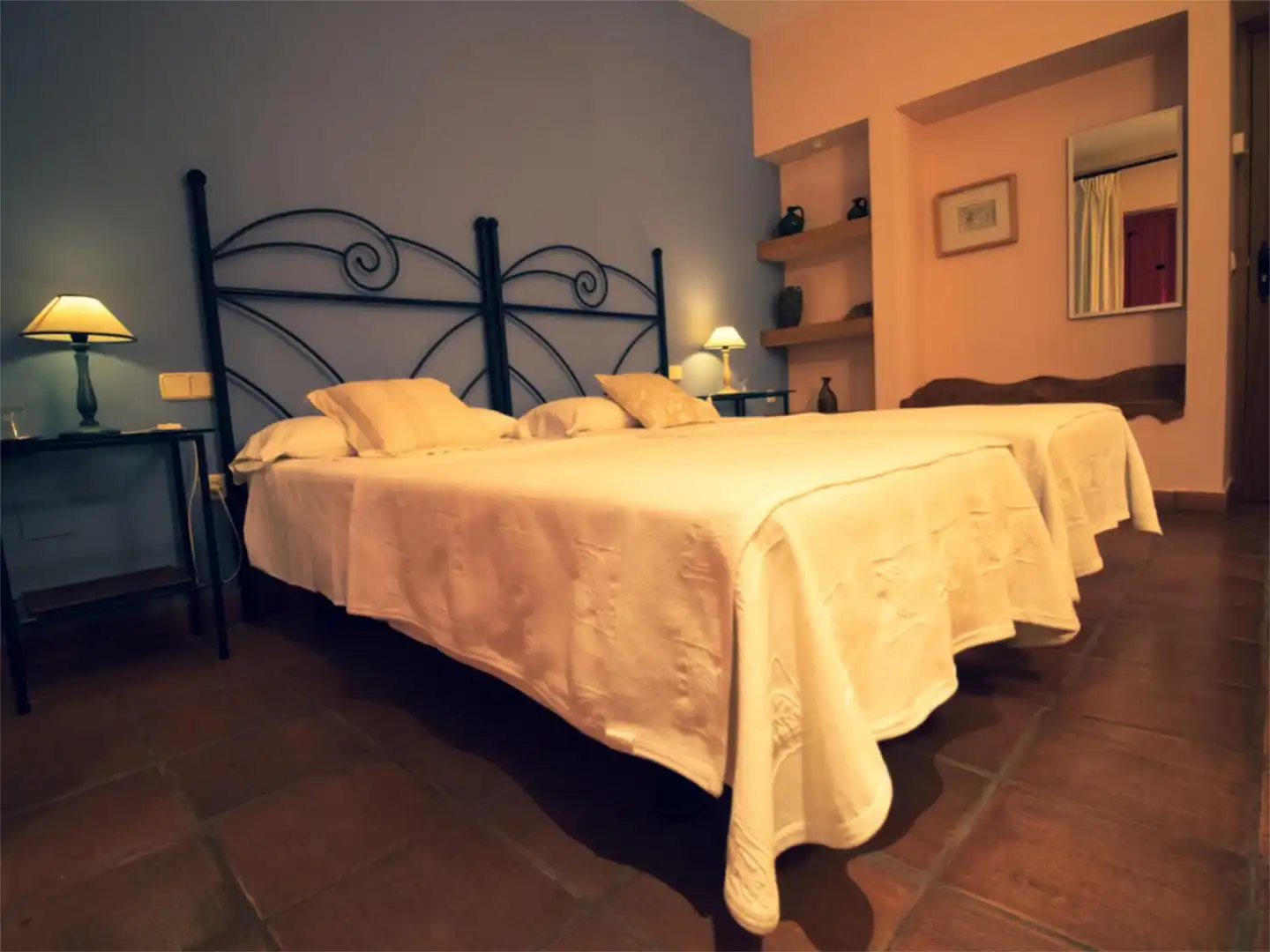 Casa adosada en venta en Calle Dominicas, 17, Almagro Habitación de Casa adosada en venta en Almagro con Aire acondicionado, Calefacción y Terraza