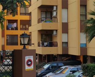 Exterior view of Flat for sale in Marbella  with Air Conditioner and Balcony