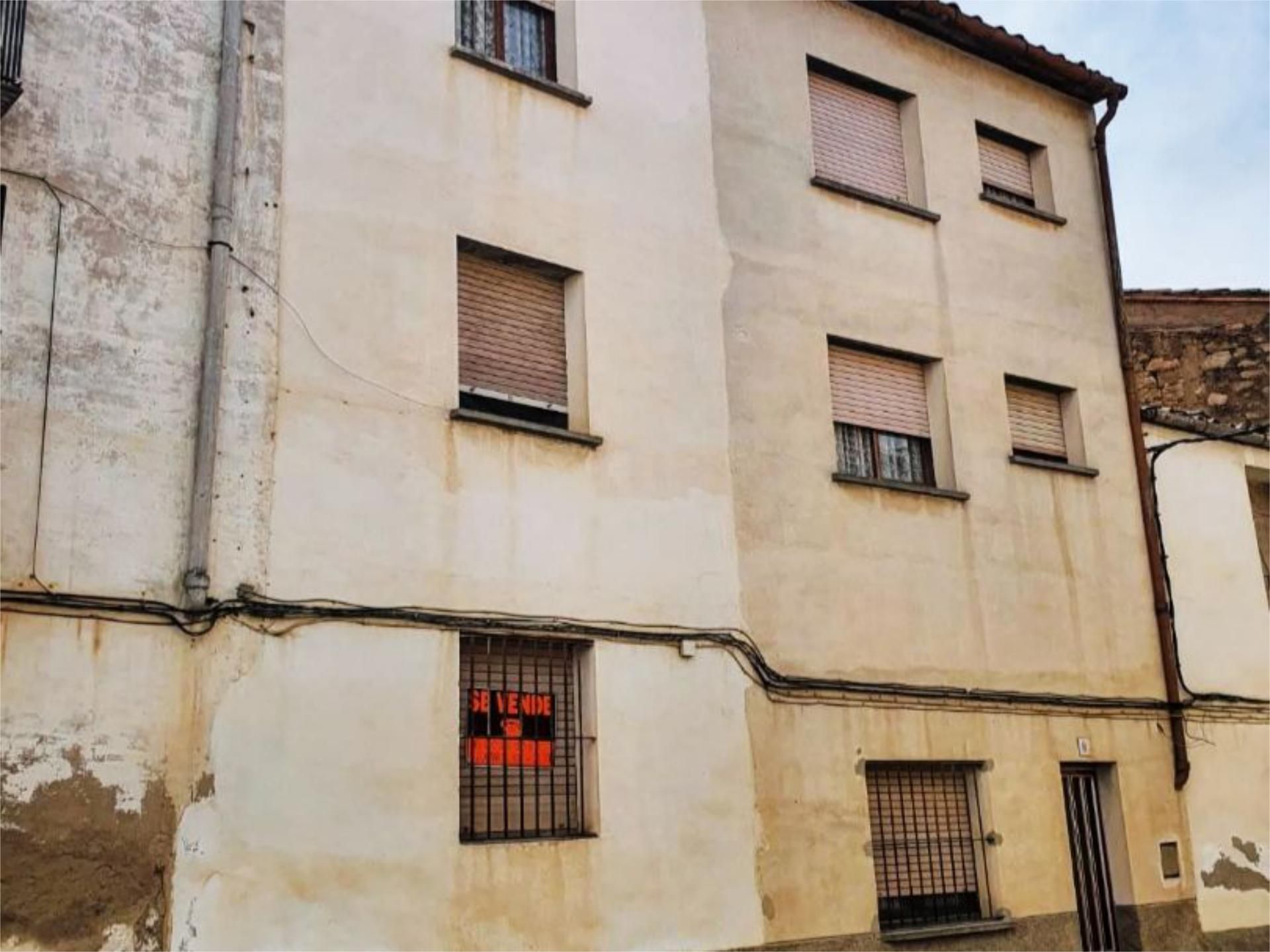 Vista exterior de Pis en venda en Cretas amb Moblat