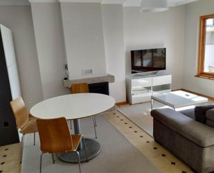 Sala d'estar de Apartament en venda en A Guarda   amb Terrassa, Piscina i Balcó