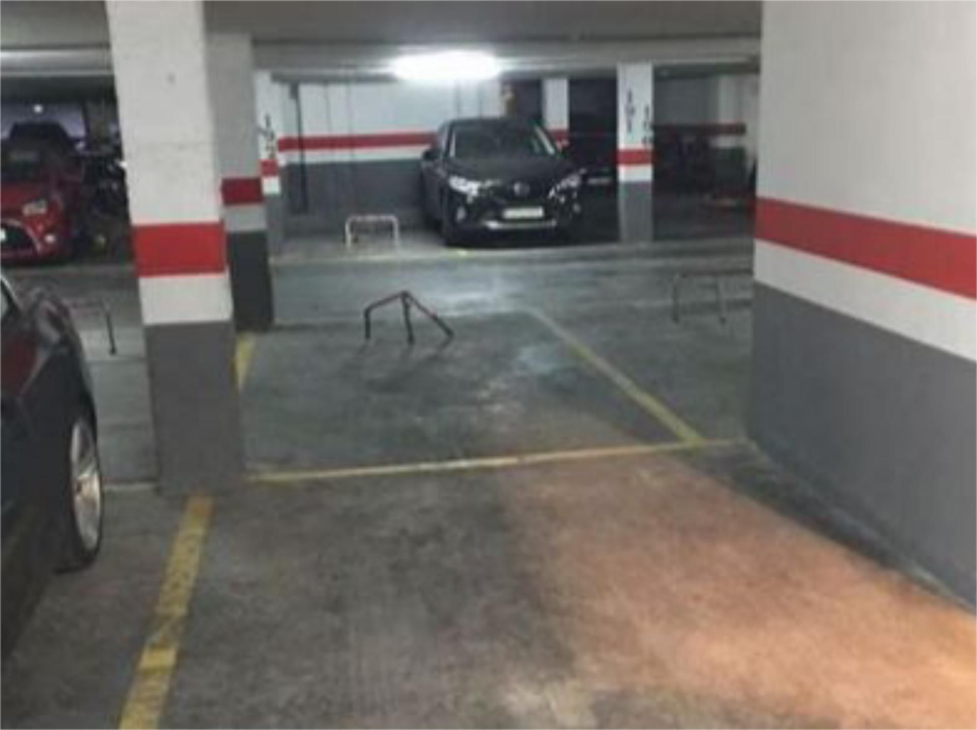 Parking of Garage to rent in Alcalá de Henares