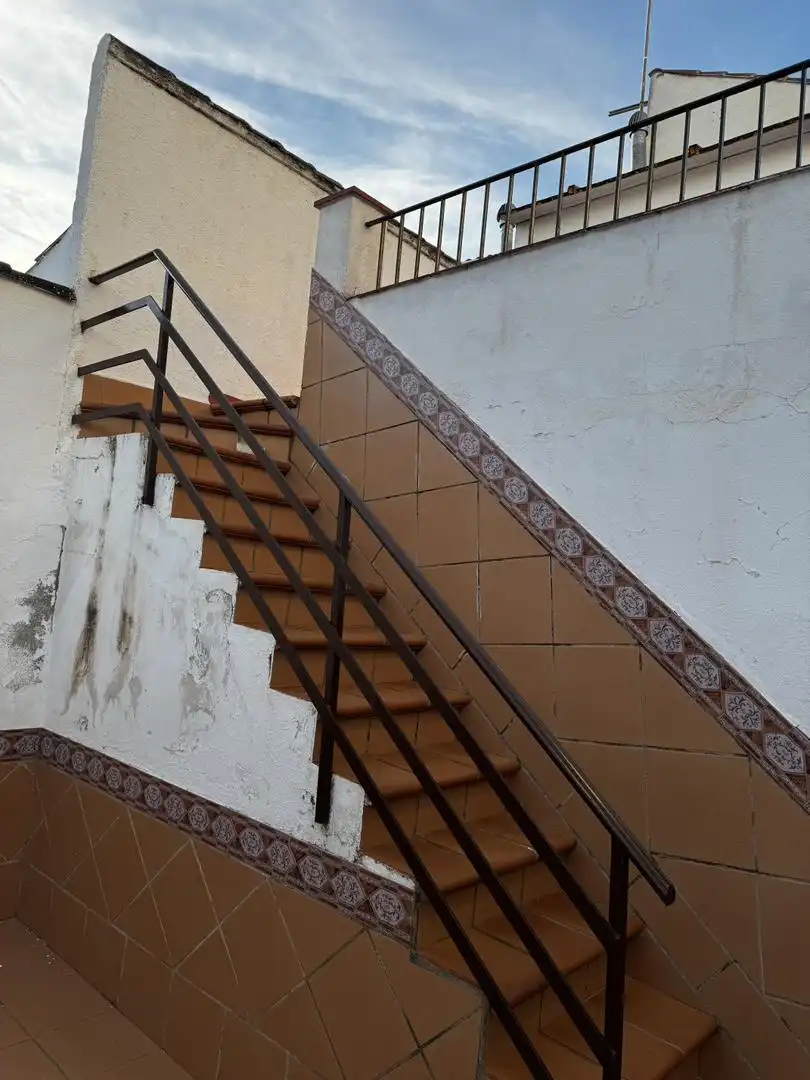 Casa adosada en venta en Marmolejo con Aire acondicionado, Terraza y Lavadora