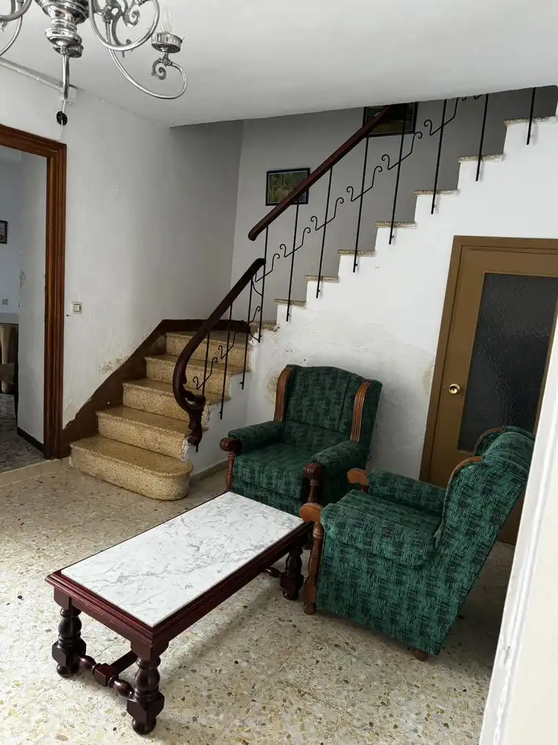 Casa adosada en venta en Marmolejo con Aire acondicionado, Terraza y Lavadora