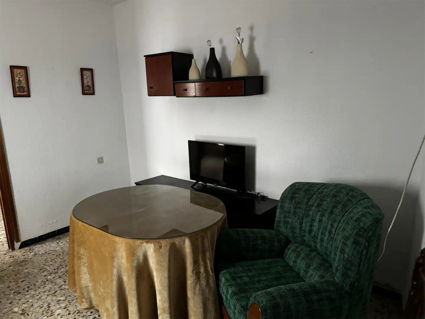 Sala de estar de Casa adosada en venta en Marmolejo con Aire acondicionado, Terraza y Lavadora