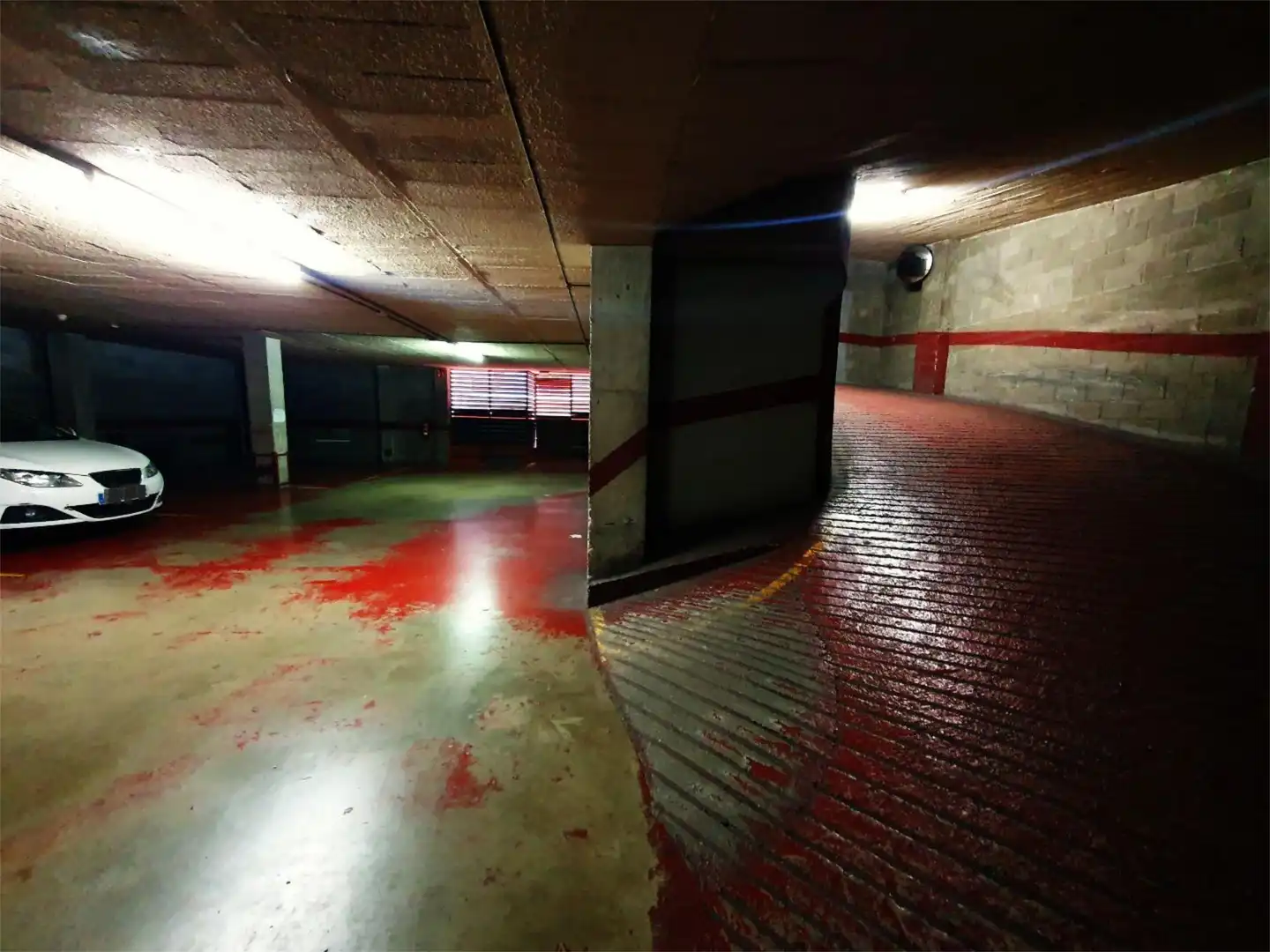 Garaje de alquiler en L'Hospitalet de Llobregat