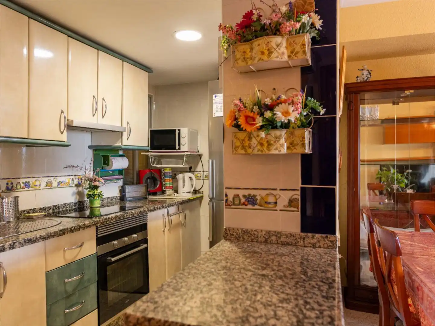 Apartament de lloguer a Urbanización Costa Banana, 1, Almuñecar Centro Cuina de Apartament de lloguer en Almuñécar amb Terrassa, Piscina i Moblat