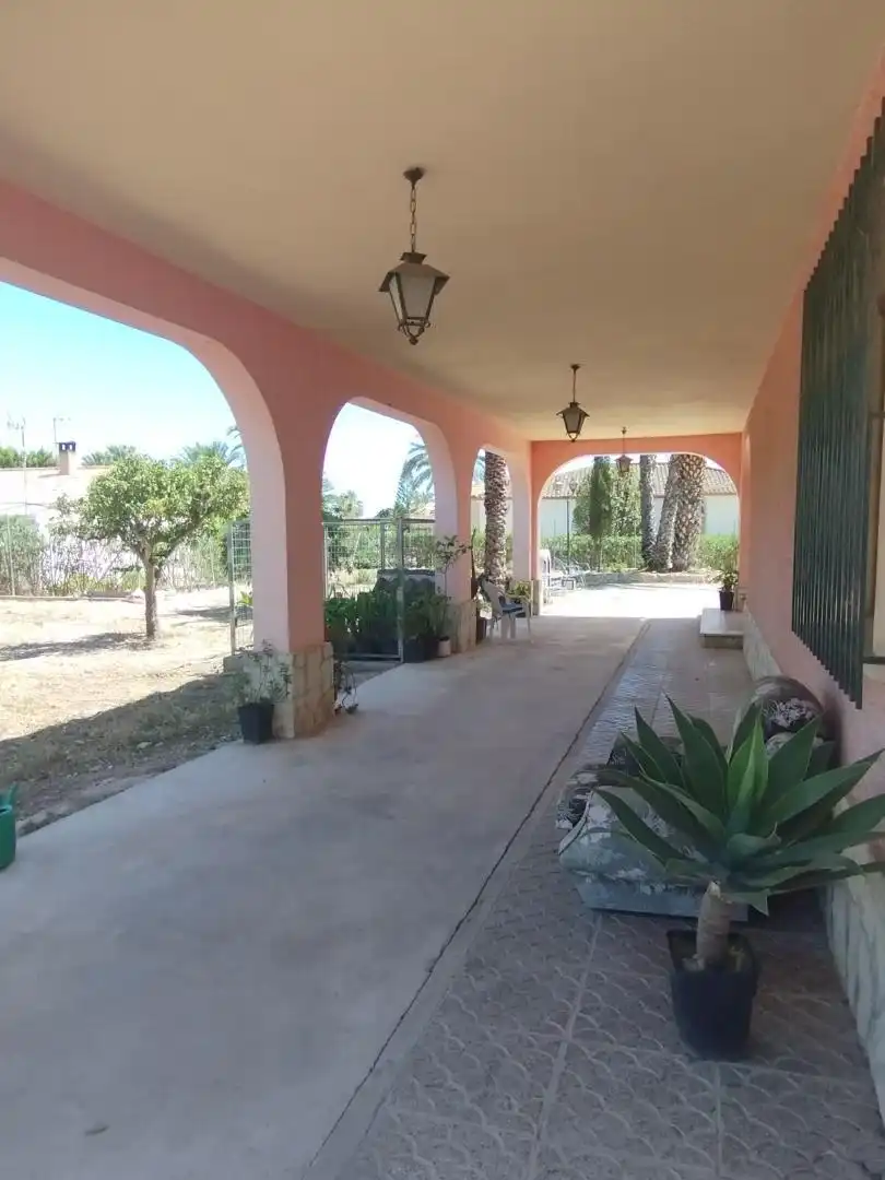 Houses for sale in Alzabares Houses for sale in Elche / Elx with Air Conditioner, Terrace and Balcony