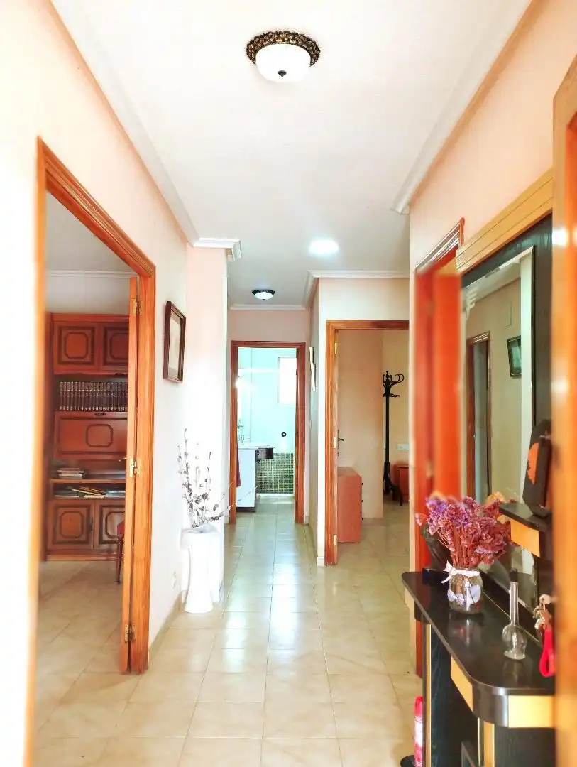 Houses for sale in Alzabares Houses for sale in Elche / Elx with Air Conditioner, Terrace and Balcony