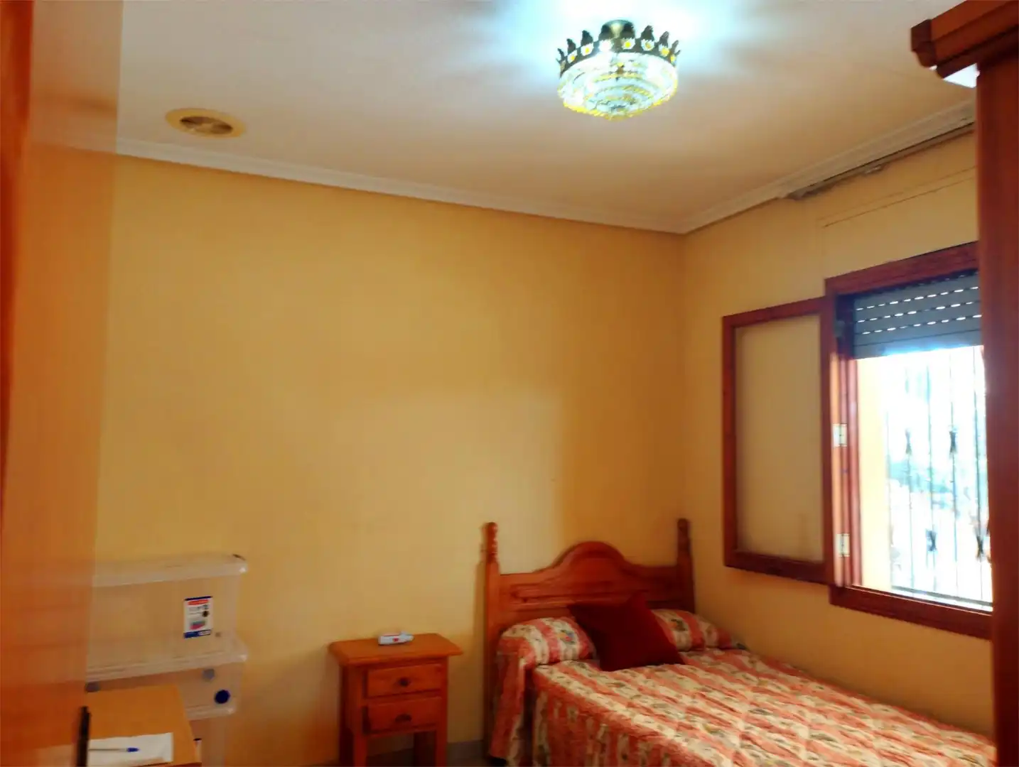 Houses for sale in Alzabares Bedroom of Houses for sale in Elche / Elx with Air Conditioner, Terrace and Balcony