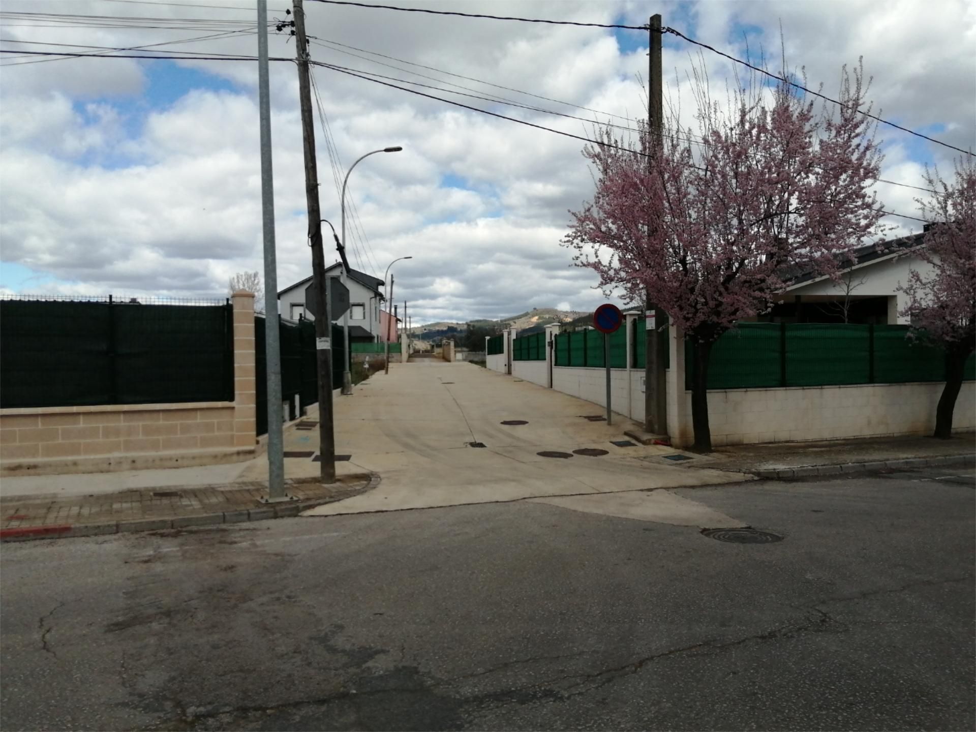 Vista exterior de Urbanitzable en venda en Cubillos del Sil