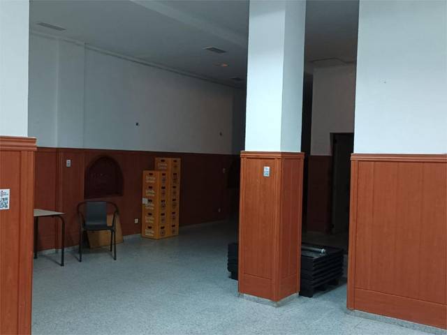 Local comercial en Alquiler en Calle Sargento Llagas en Santa Catalina - Canteras