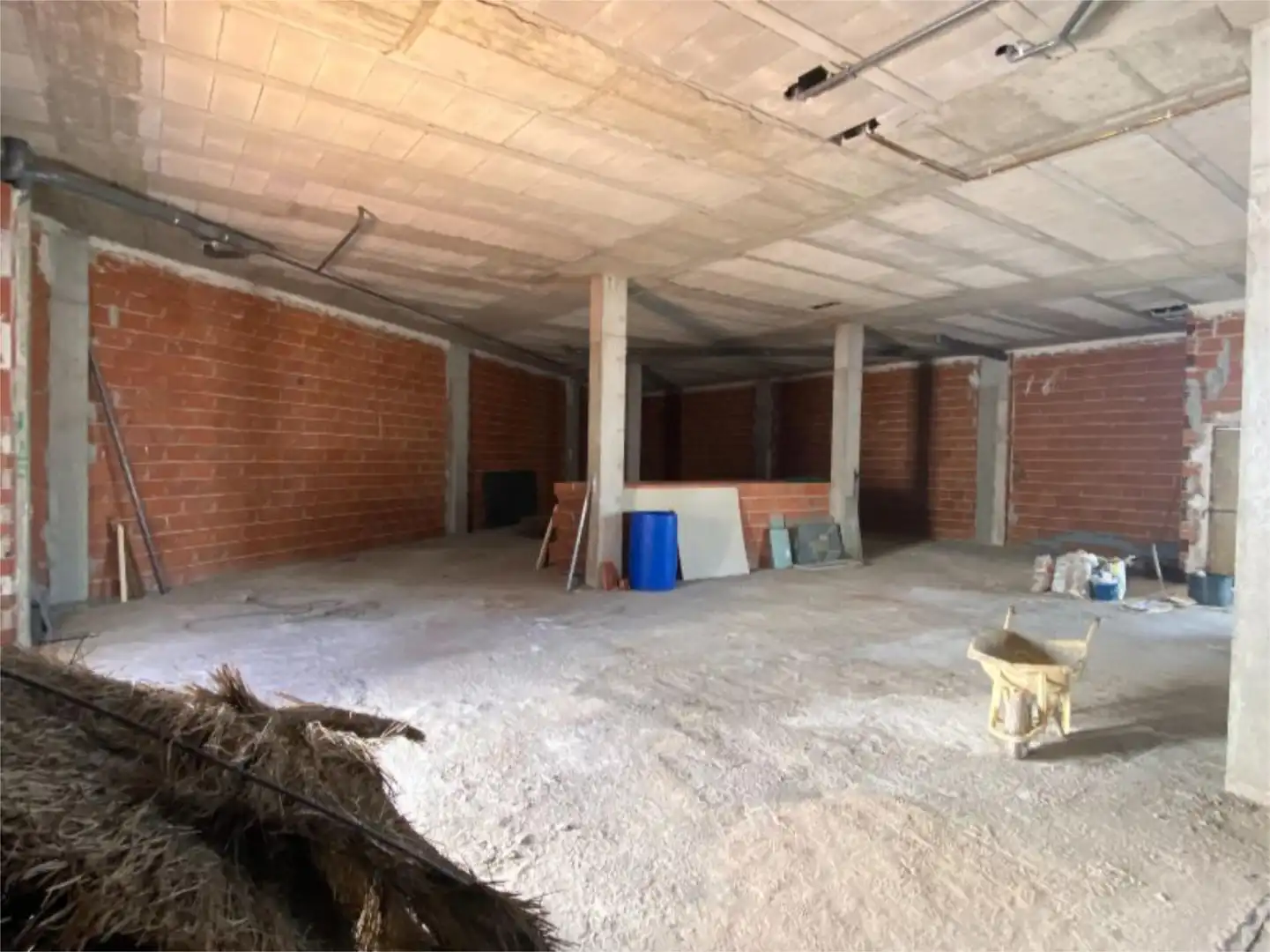 Local de lloguer a Avenida de Las Salinas, Los Peñascos - El Salero - Los Imbernones