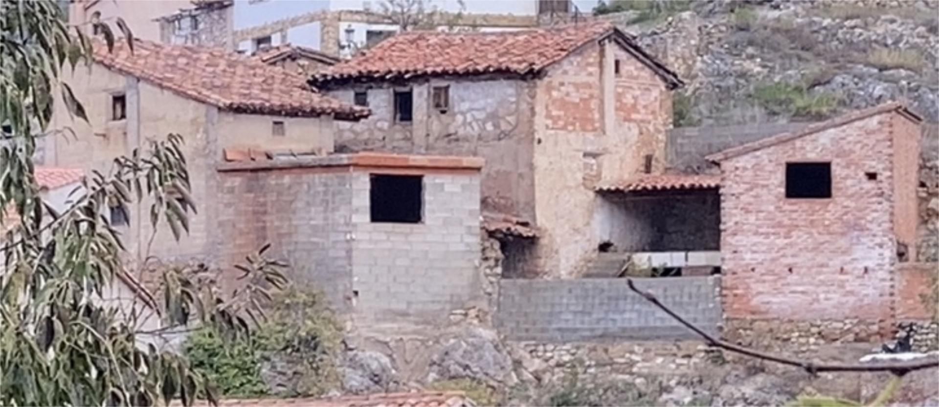 Vista exterior de Finca rústica en venda en El Cuervo amb Terrassa