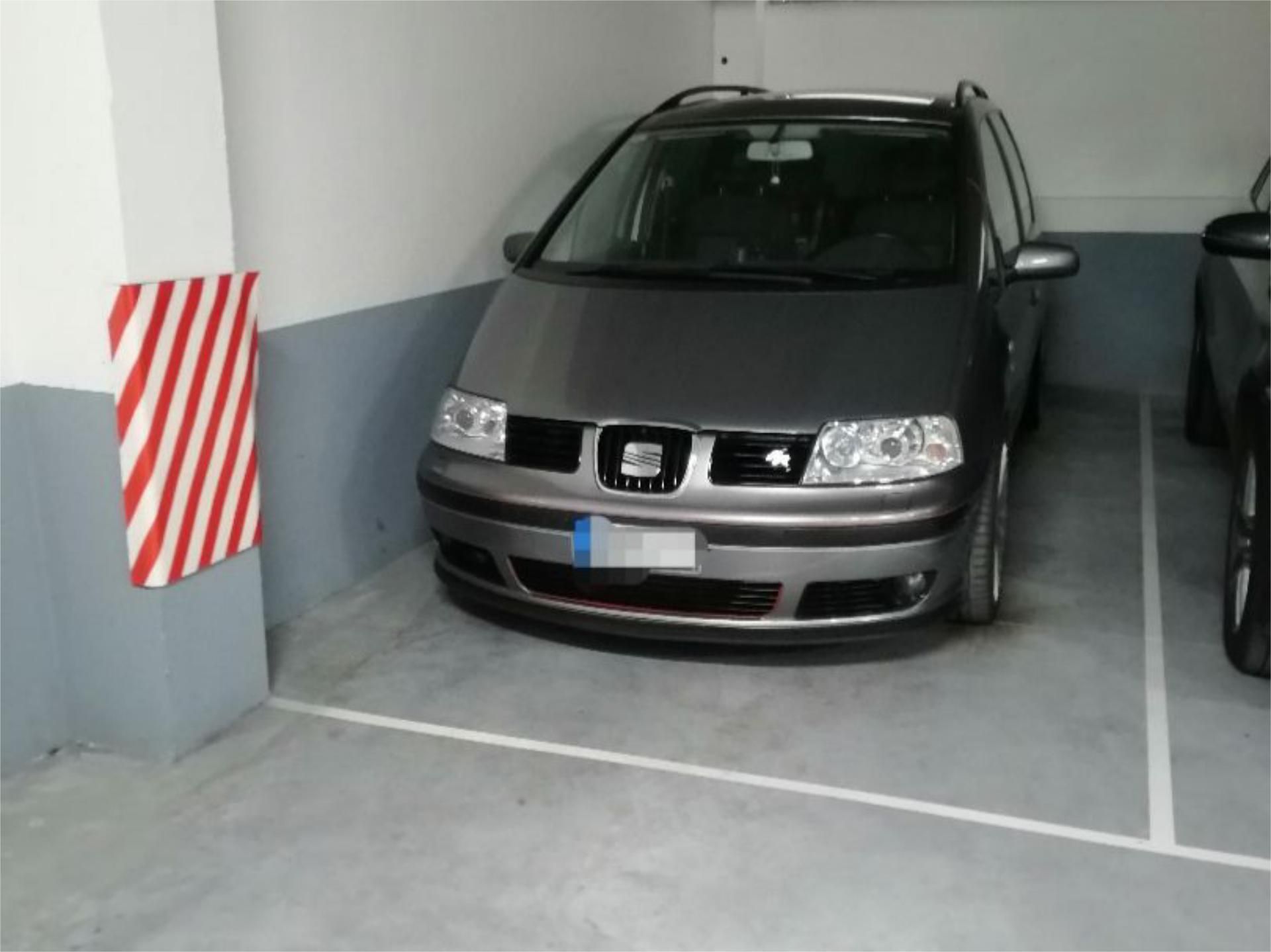 Aparcament de Garatge de lloguer en Oviedo 