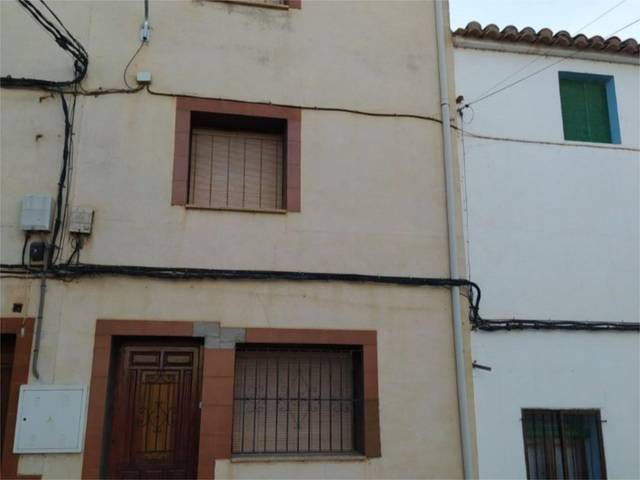 Casa adosada en Venta en Calle Rocasolano en Monreal del Campo