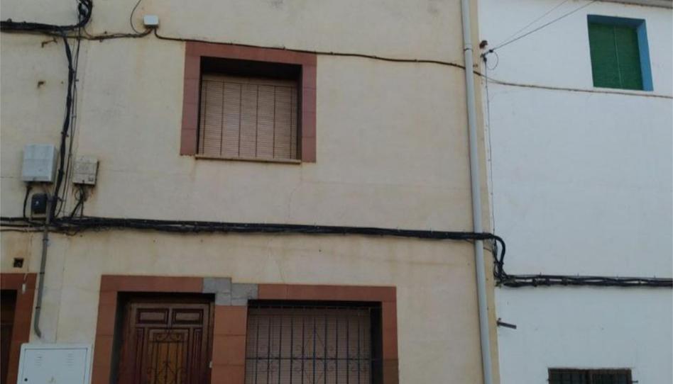 Casa adosada en venda a Calle Rocasolano, Monreal del Campo, Teruel - imatge 1 Foto 1 de Casa adosada en venda a Calle Rocasolano, Monreal del Campo, Teruel