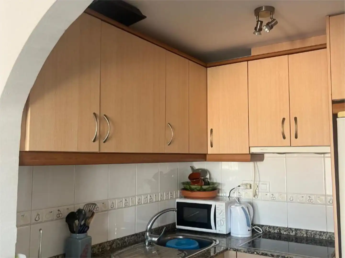 Dúplex en venta en Avenida de la Isla del Barón, 87, Centro Cocina de Dúplex en venta en Los Alcázares con Aire acondicionado, Calefacción y Jardín privado