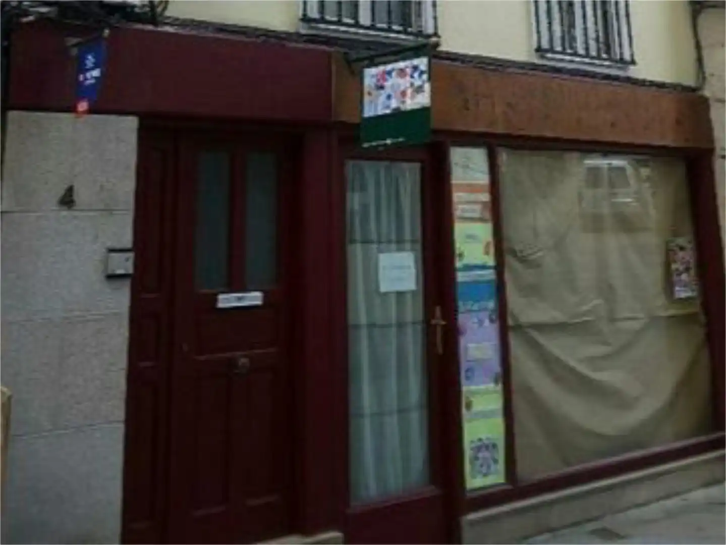 Local en venda en Ourense Capital  amb Aire condicionat i Moblat