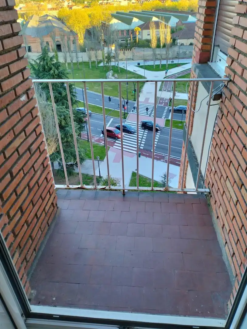 Terrassa de Pis en venda en Oviedo 