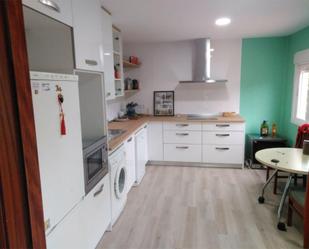 Apartament per a compartir a Calle Principal, Serracines