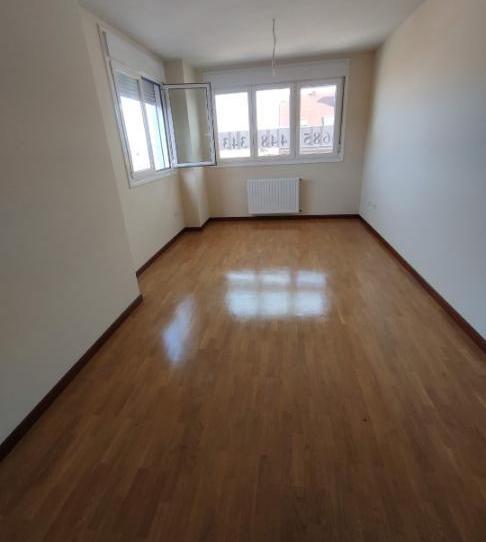 Duplex for sale in Camino de Rubín, 17, La Calzada, Asturias - image 1 Photo 1 of Duplex for sale in Camino de Rubín, 17, La Calzada, Asturias