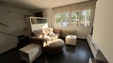 Foto 3 de Casa adosada en venta en Carrer de Tierno Galván, Santa Perpètua de Mogoda, Barcelona