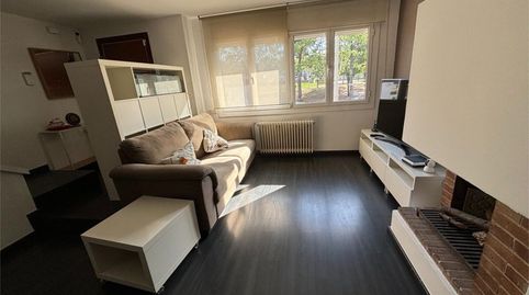 Foto 2 de Casa adosada en venta en Carrer de Tierno Galván, Santa Perpètua de Mogoda, Barcelona