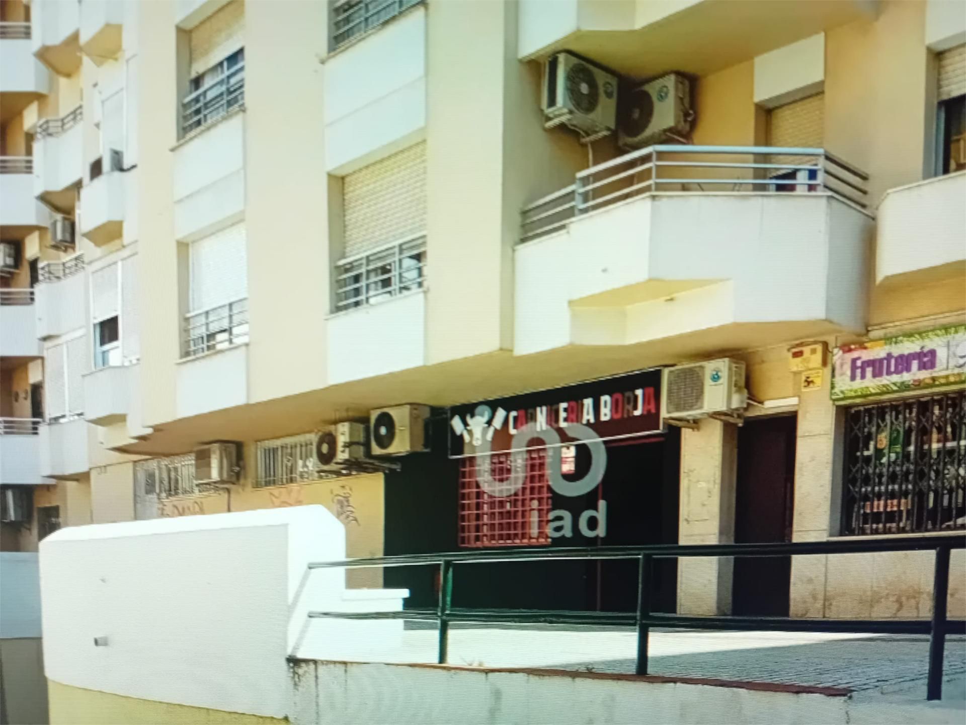 Exterior view of Premises to rent in Jerez de la Frontera  with Air Conditioner