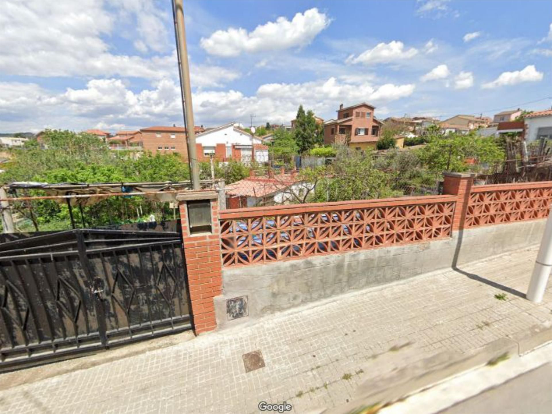 Vista exterior de Urbanitzable en venda en Rubí