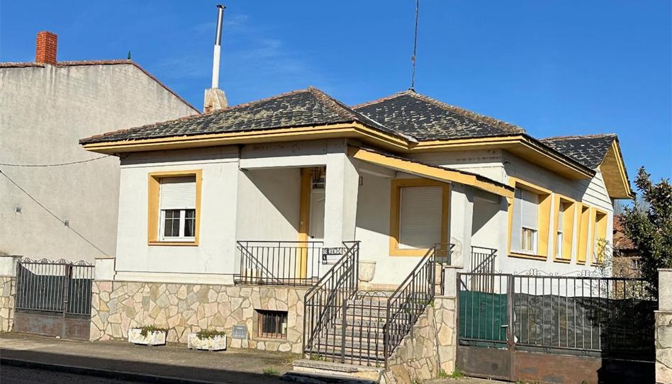 Photo 1 of House or chalet for sale in Street Calle Real, 20, Llamas de la Ribera, León