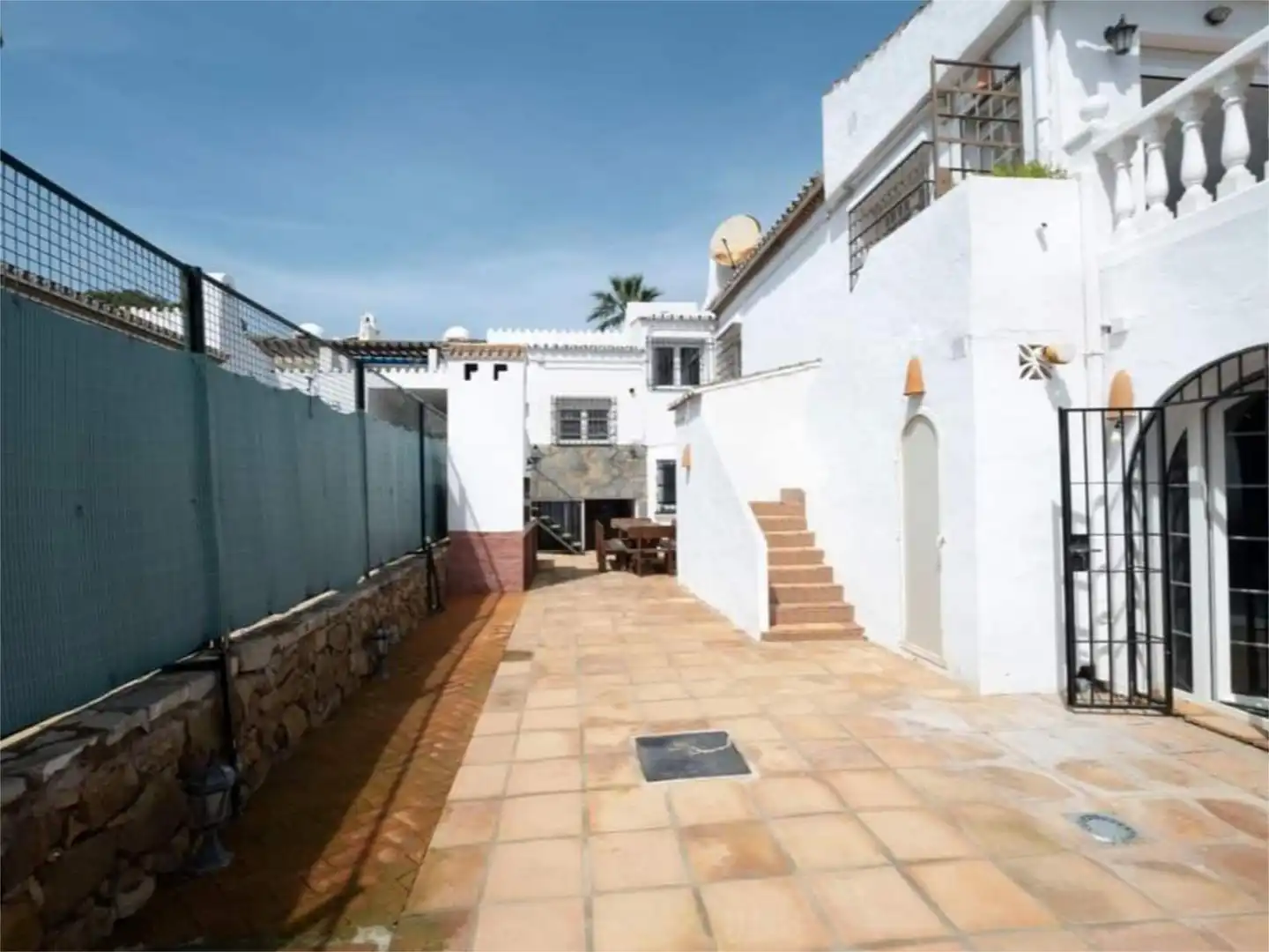 Exterior view of Houses for sale in Manilva  with Swimming Pool and Balcony